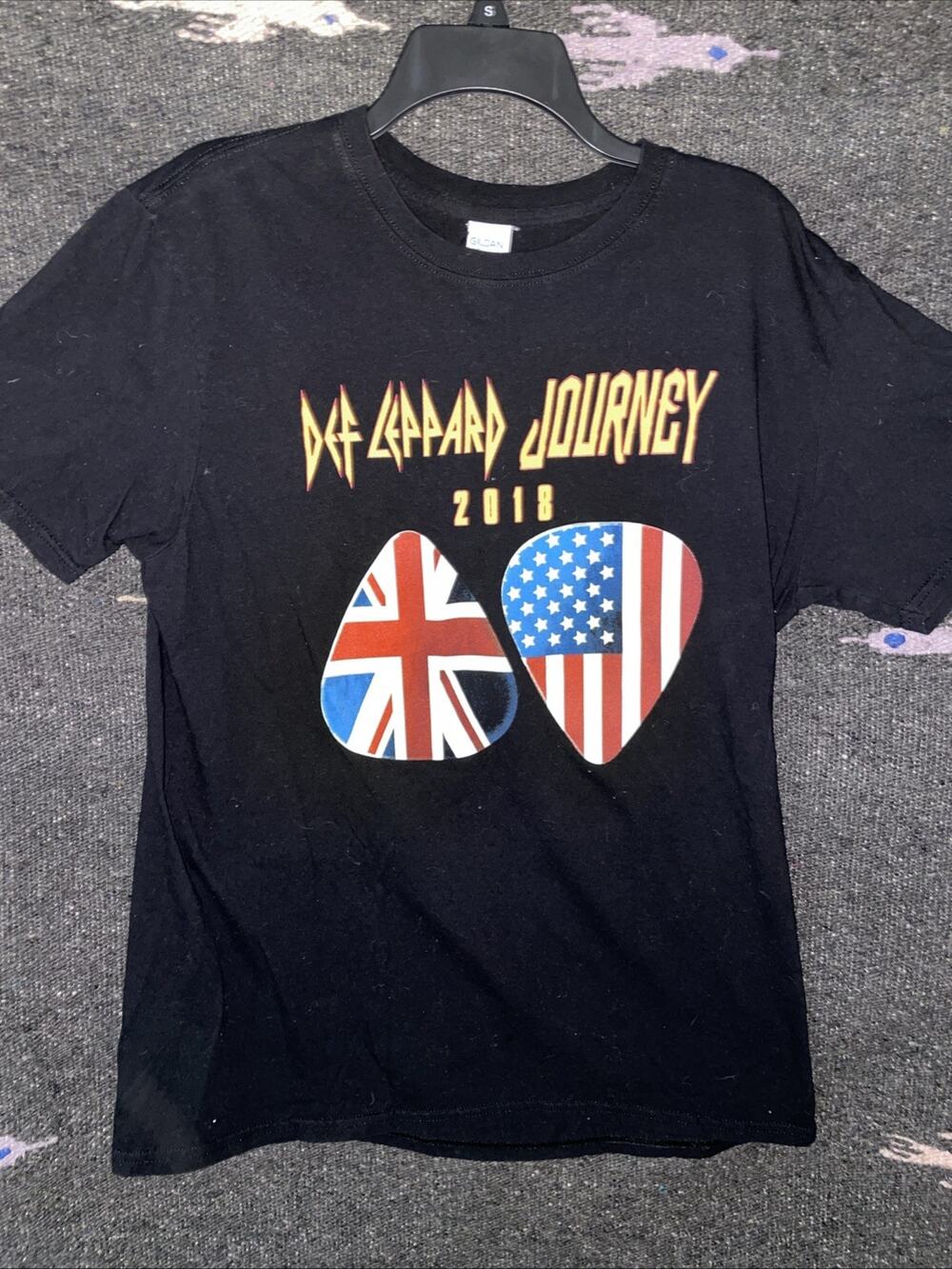 Journey Def Leppard Concert Tour T-Shirt Sz L Black 80s Bands Guitar Picks Flags